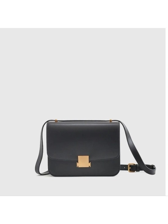 unbranded Handbags - New Gorgeous. Our Italian Leather Black Box Shoulder Bag